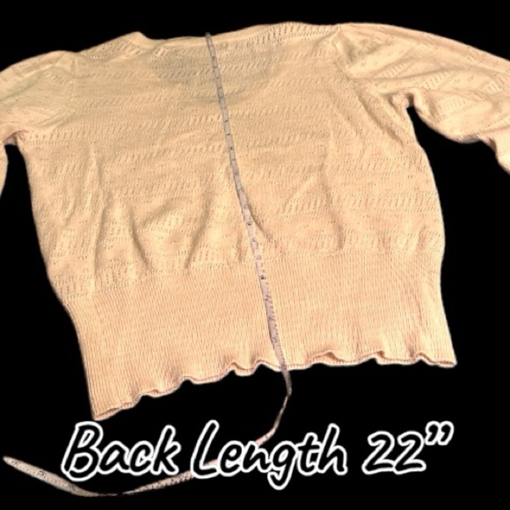EUC (never worn) VERO MODA V-Neck Crotchet Sweater in Cream. Size Medium - Picture 6 of 7
